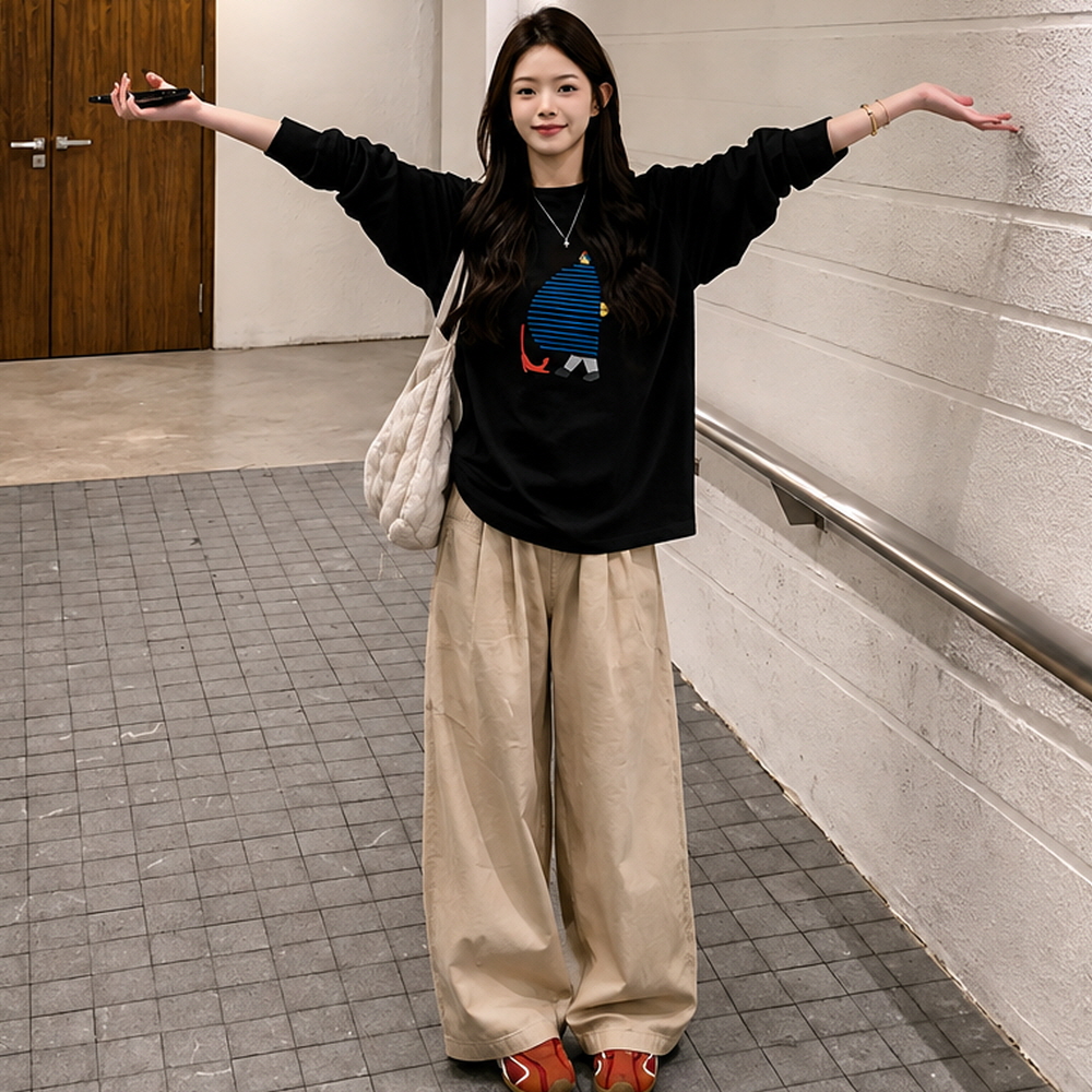 톰과냥 캐릭터 루즈핏 라운드 긴팔 티셔츠 MFNC-1010496 대표 이미지