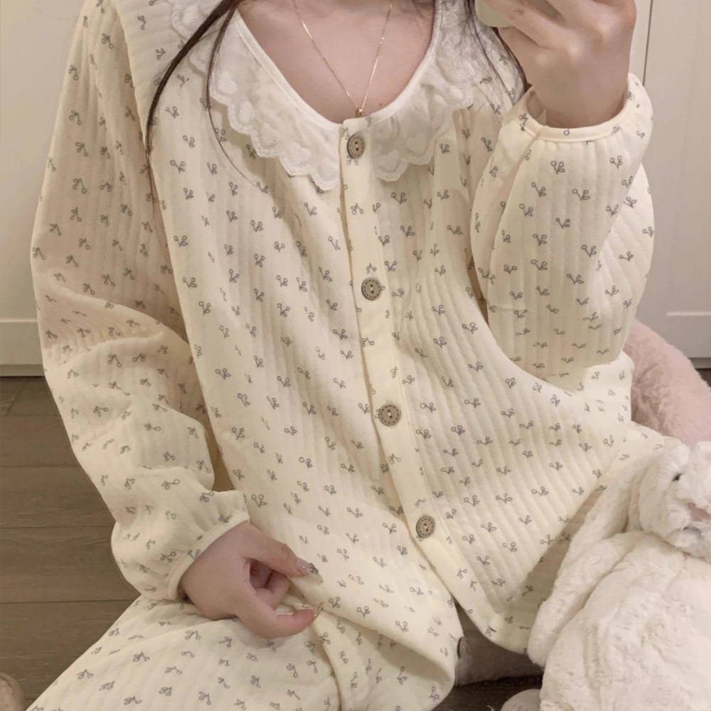 방한 겨울 앵두 누빔 겨울 스판 파자마 세트 대표 이미지